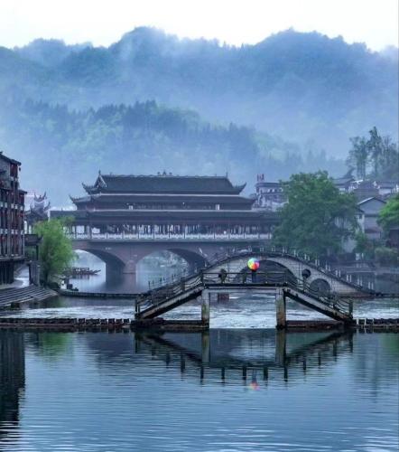 聚贤居客栈 Fenghuang Juxianju Inn 聚贤居客栈 Fenghuang Juxianju Inn