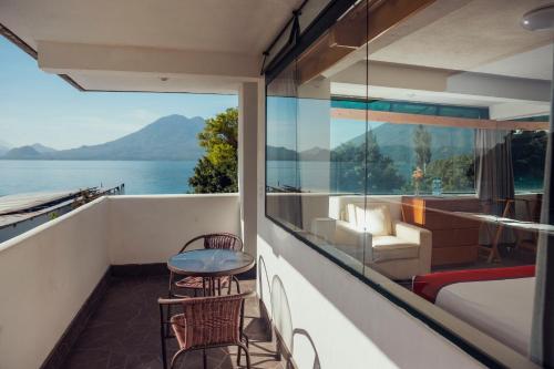 El Dragon Hotel in San Marcos La Laguna