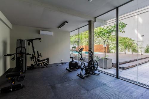 One-Bedroom Apartment image 10