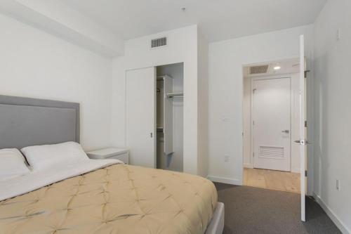 Modern 1 bedroom Apartment