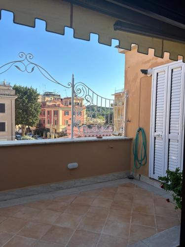 La finestra su San Pietro terrace and view, Roma (foto 3)