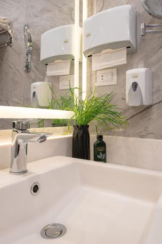 Parkside Boutique Serviced Apartments - image 7