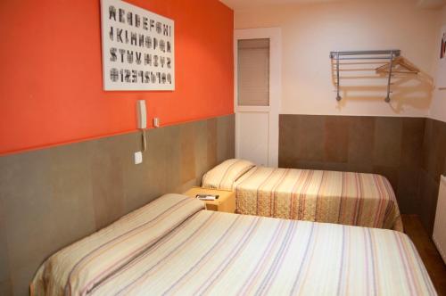 Be Ramblas Guest House - image 2