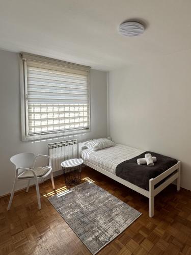 Three-Bedroom Apartment image 6