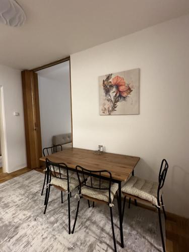 Three-Bedroom Apartment image 3