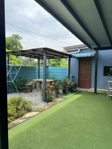Azna Cabin Pool - image 8