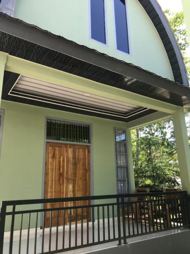 Pohon Purba Resort & Restaurant Room Type - Budget Double Room