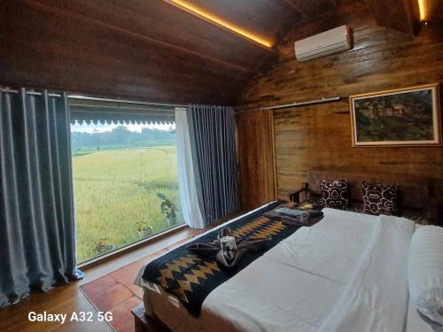Bed, Bujak Permai Villa Matahari Lombok NTB in Selebung