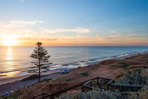 Sun & Surf Aldinga Beach Apartment in Fleurieu Peninsula