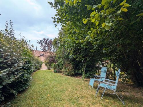 Maison confortable avec jardin clos, wifi et parking, ideale pour se ressourcer en pleine nature - F in Mézières-en-Brenne