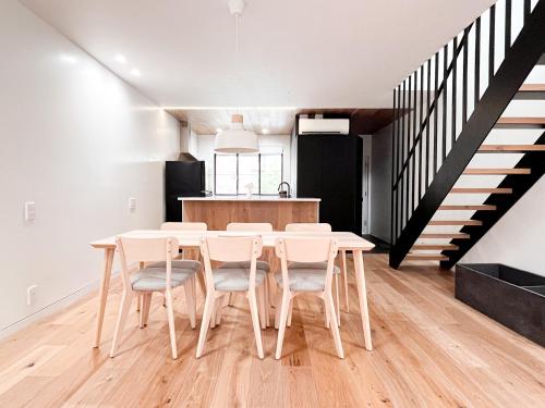 Modern, Charming, Spacious 3-Bedroom Retreat in Brooklyn with Rem-casa, Brooklyn (zdjęcie 9)