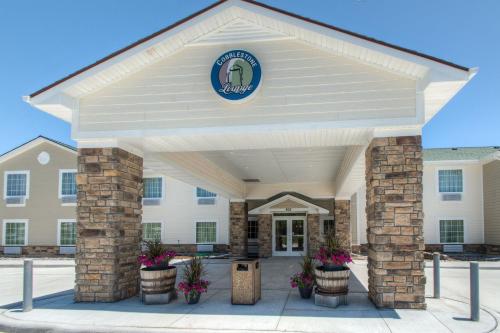 Cobblestone Inn & Suites - Holyoke