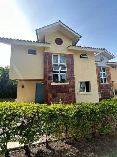 Villa Metro country Club