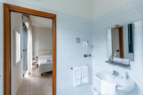 Hotel Classicano - image 10