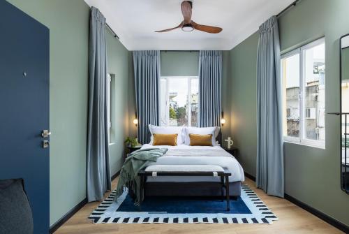 room detail thumbnail 0