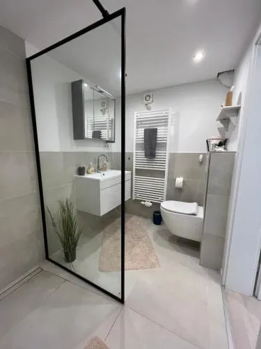 Moderne Ferienwohnung mit guter Ausstattung und Self checkin in Bodenwerder, Deutschland