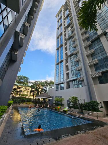 Affordable Condo Suite with 150mbps WIFI and Netflix, Angono