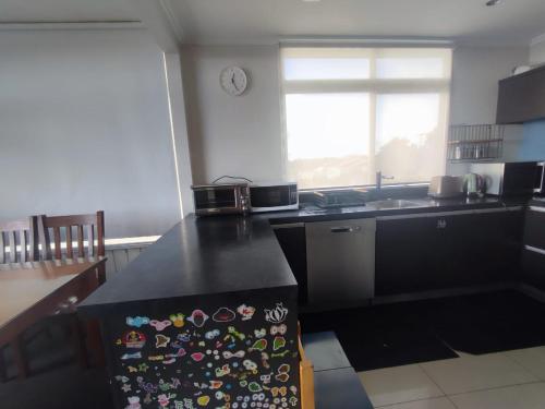 kök, Home with sea views in Lynmouth