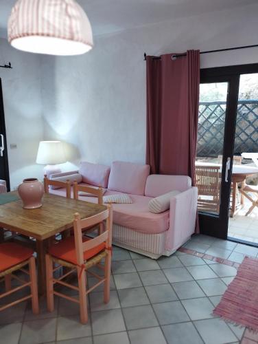 Seaside Apartment Costa Smeralda Sardinia - 200 m from smeraldo beach