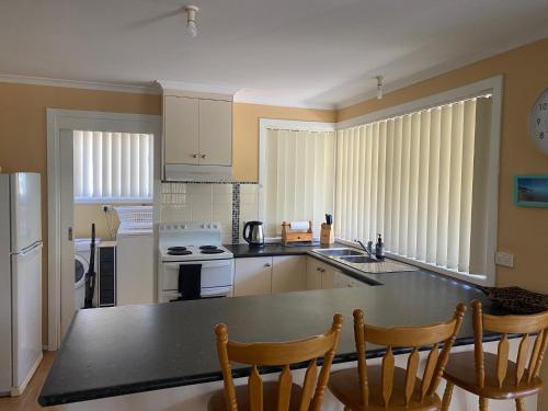 virtuve, 'Living the dream' in Loch Sport