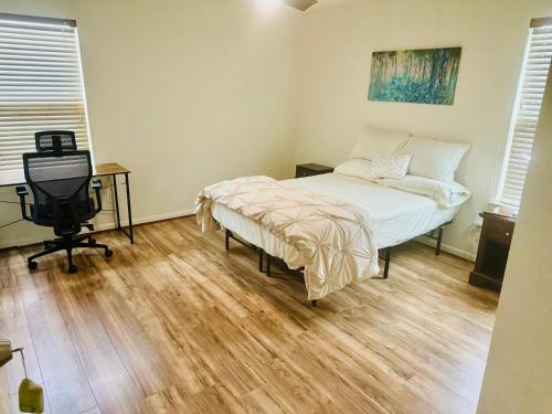 Charming 4 bedroom fully furnished home in Sugar Land, USA