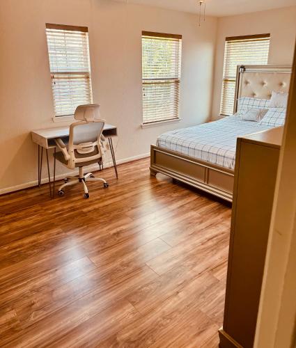 Charming 4 bedroom fully furnished home in Sugar Land, USA