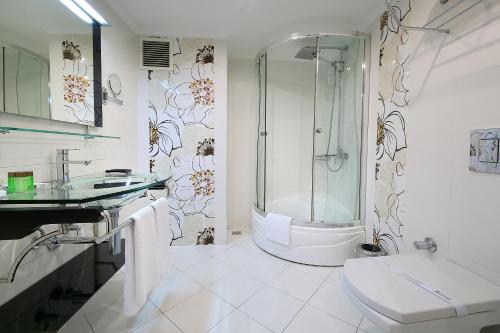 Cartoon Hotel in İstanbul, Turkey - 400 reviews, price from $53 | Planet of Hotels Cartoon Hotel in İstanbul, Turkey - 400 reviews, price from $53 | Planet of Hotels