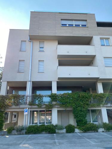 Vista exterior, NEW Residenza le Essenze - i 7 Laghi in Erba