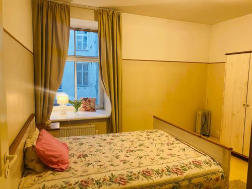 Cozy oldtown apartment next of Town hall square, Tallinn (photo 8)