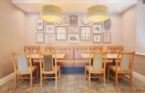 The Malvern Hills Hotel - image 12