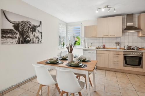 Konyha, Komfortwohnung nahe Basel mit Parkplatz in Binzen