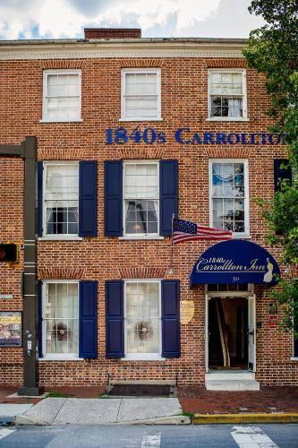 1840s Carrollton Inn - 출입구