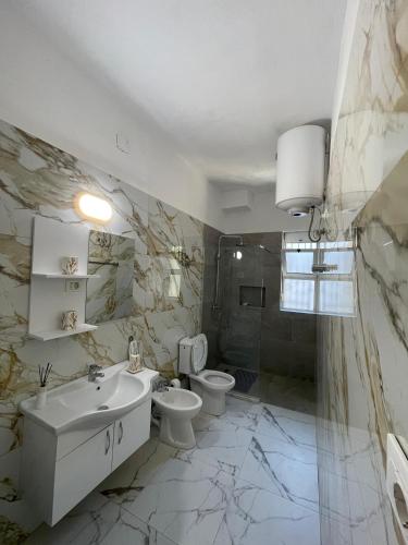 One-Bedroom Apartment image 10