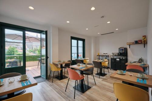 อาหารและเครื่องดื่ม, Hotel Pombal Rooms in เมืองเก่า ซานติอาโก เด คอมโปสเตลา