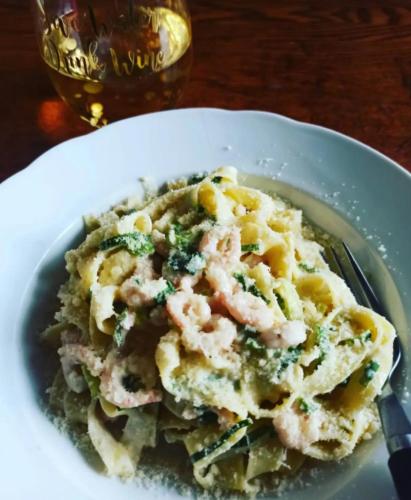 Food and beverages, Rigaderi puhkemaja in Ulejoe