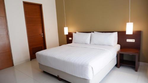 Wisma PEPABRI Hotel & Resort Room Type - Three-Bedroom Bungalow Wisma PEPABRI Hotel & Resort Room Type - Three-Bedroom Bungalow