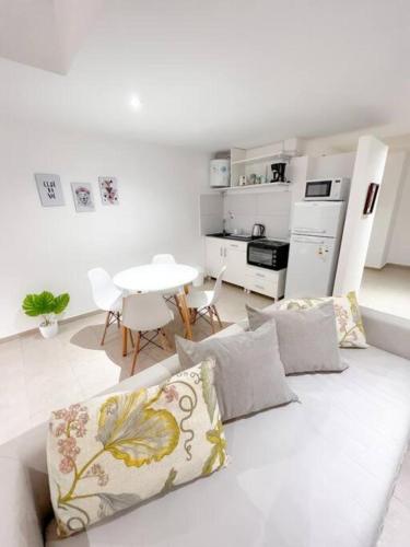 BORGES HOUSE APARTS Apartamentos con cochera a dos cuadras del Obelisco!