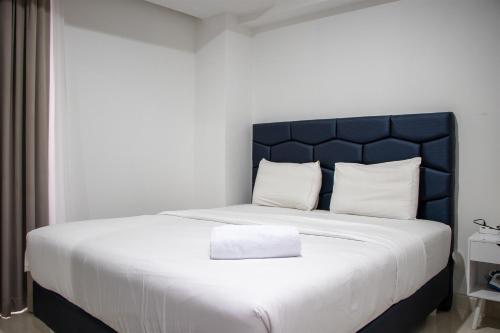 Scenic and Comfortable Studio at West Vista Apartment By Travelio, Jakarta