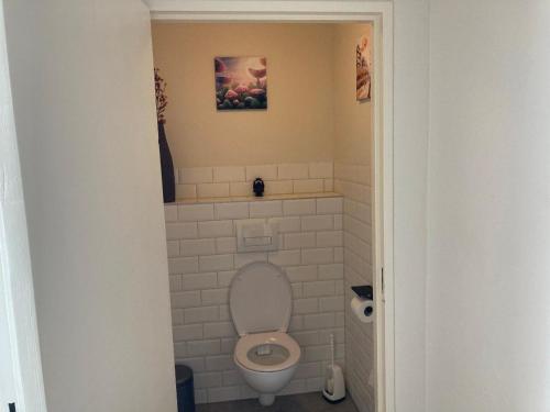 Charming little palace near the city center only bookable for long stay whole February 2026, Utrecht (Foto 10)