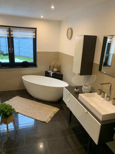 設施, Ferienwohnung Körperzeit (Ferienwohnung Korperzeit) in 勞莎