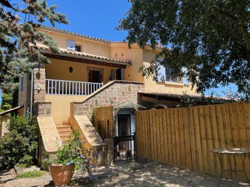 Le Mas g'Ardéchois gîte à louer Sauvas