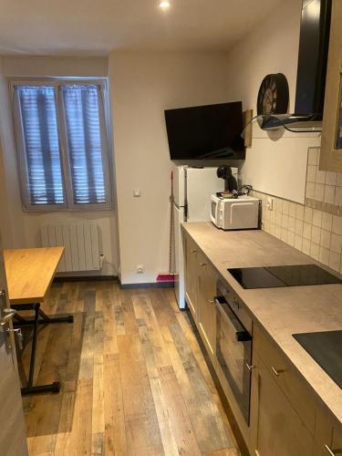 Iekārtas, 3 appartements T1 meublé Lussac 86320 (3 appartements T1 meuble Lussac 86320) in Lusaka Lešato