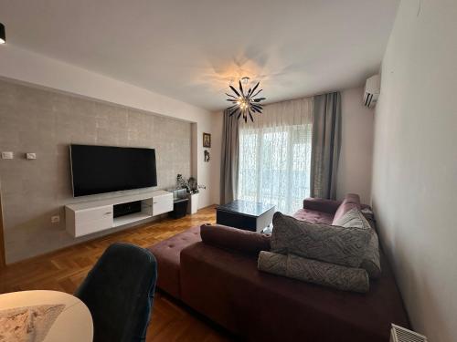 M&M Apartment
