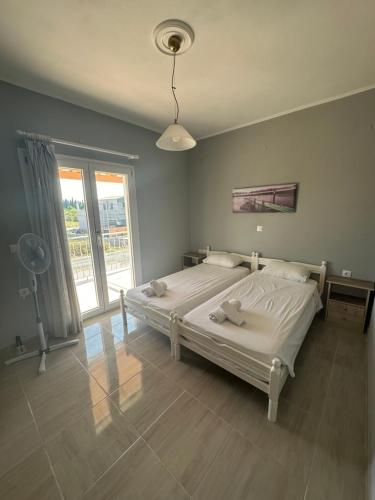 Telis apartments two, Roda