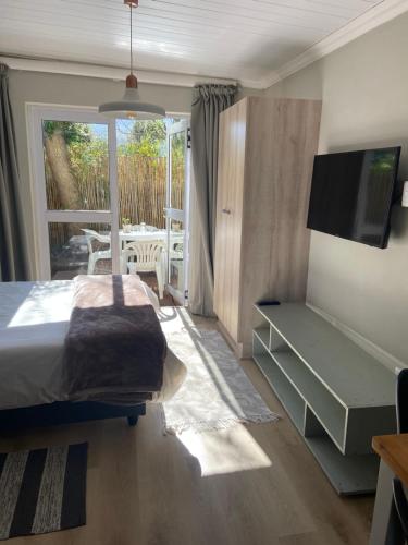 Sarah's Place- Heatherlands,George Sarah's Place- Heatherlands,George