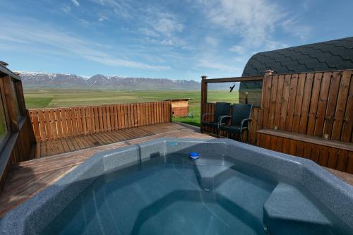 Boblebad, Karuna Guesthouse in Varmahlid