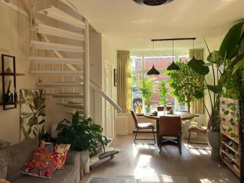 Charming little palace near the city center only bookable for long stay whole February 2026, Utrecht (Foto 3)