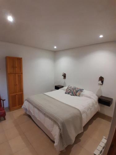 1 king bed, 3 sofa beds