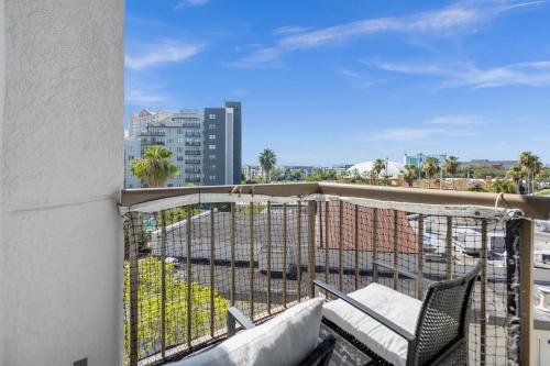 Cozy Condo on International Dr. Near Universal Studios in Orlando, USA
