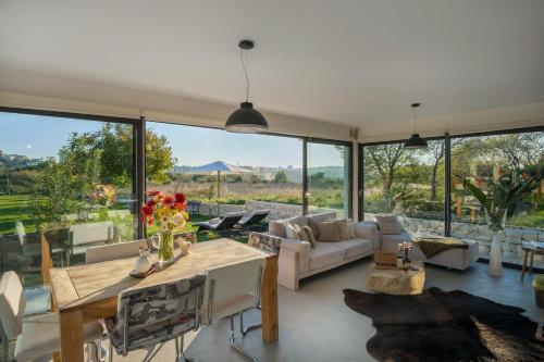 Luxury Villa Luminosa - Accommodation - Split